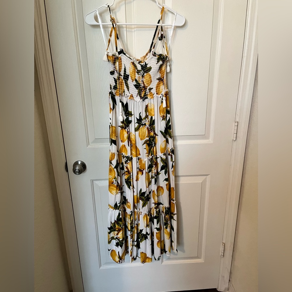 Maxi lemon dress